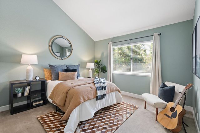 819 Falcon Ave, Davis, CA 95616