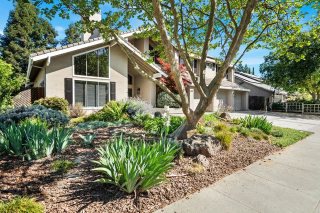 819 Falcon Ave, Davis, CA 95616