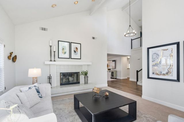 819 Falcon Ave, Davis, CA 95616