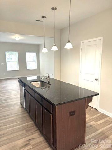 13732 Calloway Glen Drive, Charlotte, NC 28273