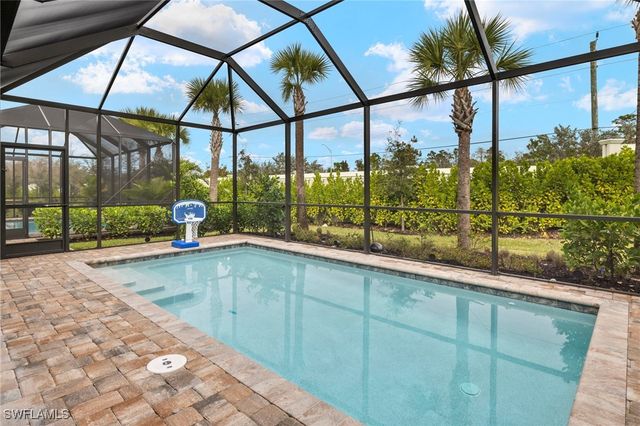 2170 Yellowfin CIR, Naples, FL 34114