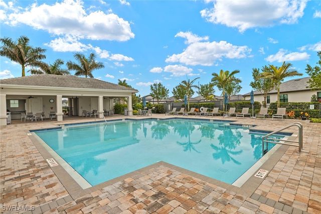 2170 Yellowfin CIR, Naples, FL 34114