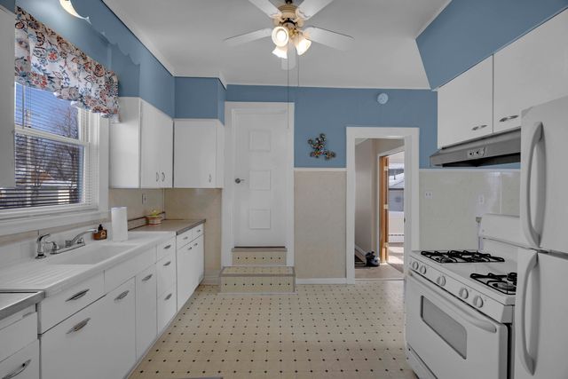 3333 Union Avenue, Steger, IL 60475