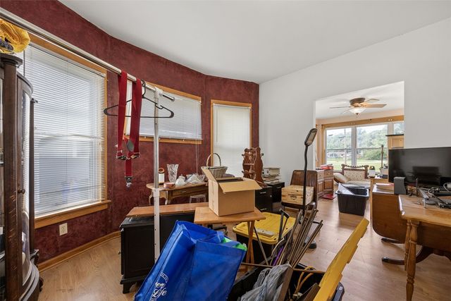 1722 Ellis Blvd NW, Cedar Rapids, IA 52405