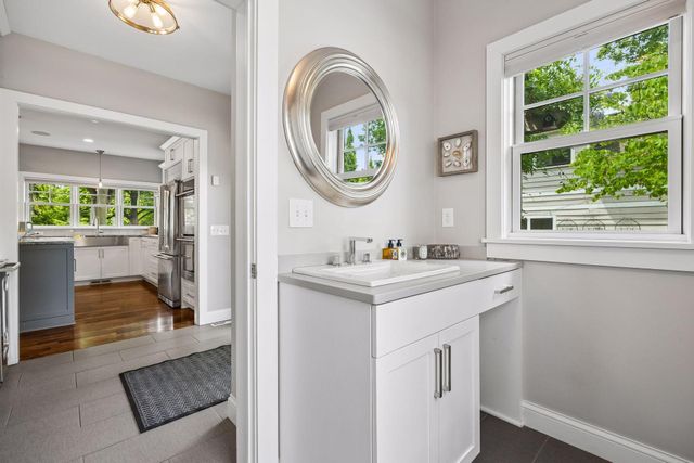 5256 Vincent Avenue S, Minneapolis, MN 55410