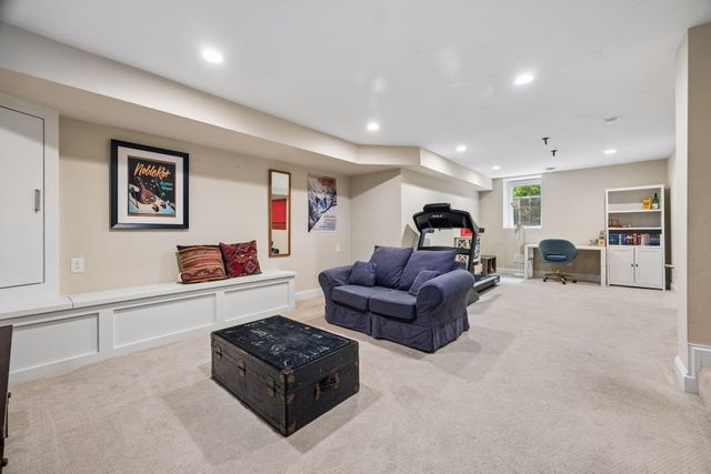 5256 Vincent Avenue S, Minneapolis, MN 55410