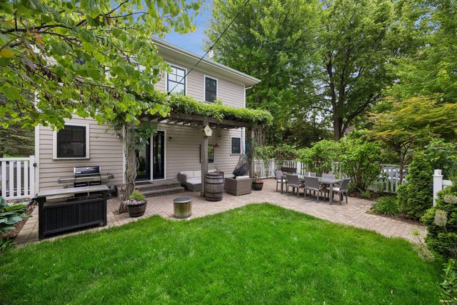 5256 Vincent Avenue S, Minneapolis, MN 55410