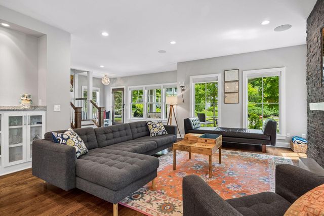 5256 Vincent Avenue S, Minneapolis, MN 55410