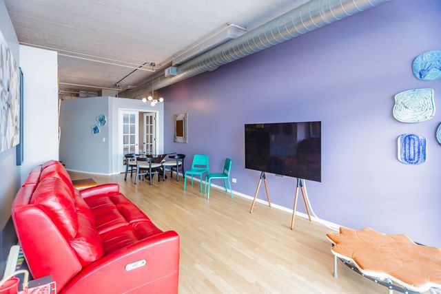 1530 S State Street 917, Chicago, IL 60605