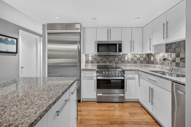 165 Tremont St 804, Boston, MA 02111