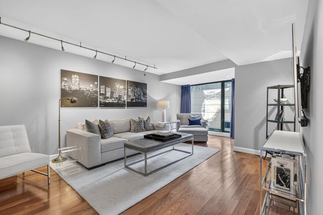 165 Tremont St 804, Boston, MA 02111