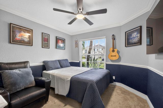 118 Kensington Way, Royal Palm Beach, FL 33414
