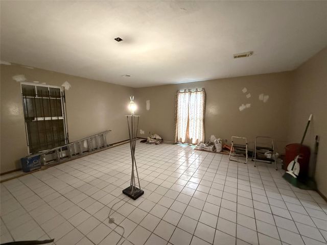 2301 King Street, Houston, TX 77026