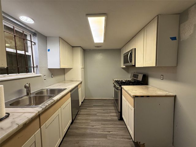 2301 King Street, Houston, TX 77026
