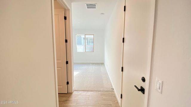 9824 E Satellite Drive, Mesa, AZ 85212