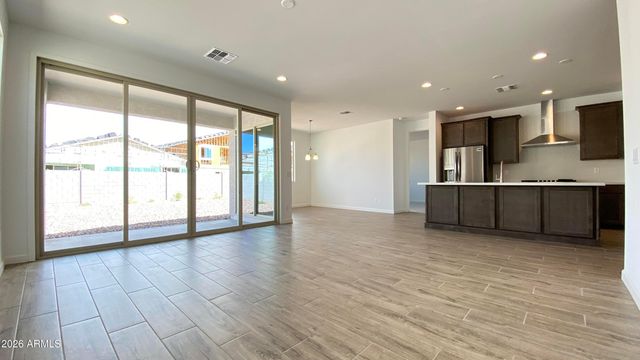 9824 E Satellite Drive, Mesa, AZ 85212