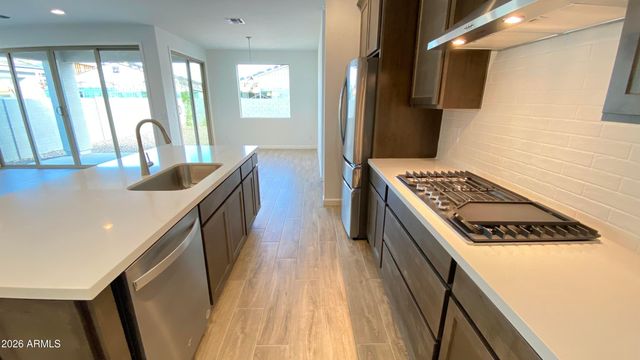 9824 E Satellite Drive, Mesa, AZ 85212