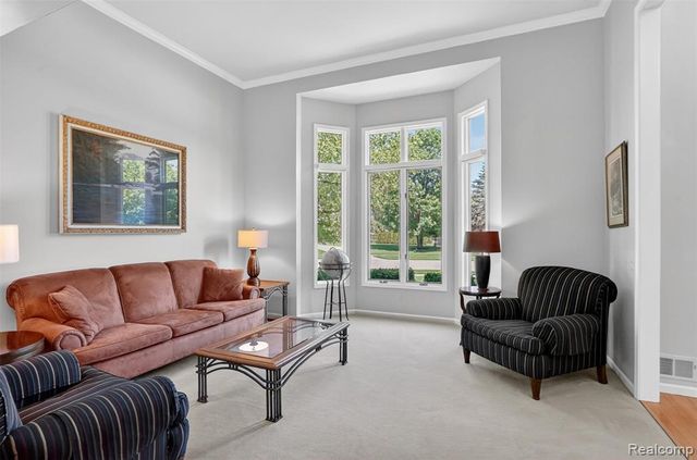 1297 Almond Drive, Troy, MI 48098