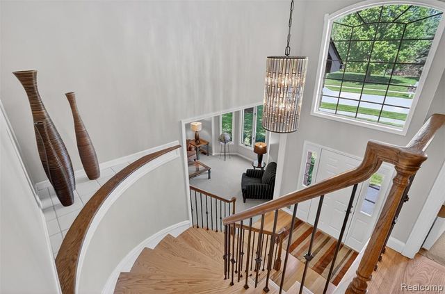 1297 Almond Drive, Troy, MI 48098
