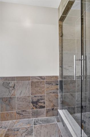 1297 Almond Drive, Troy, MI 48098