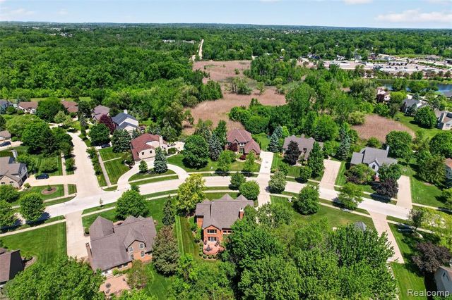 1297 Almond Drive, Troy, MI 48098