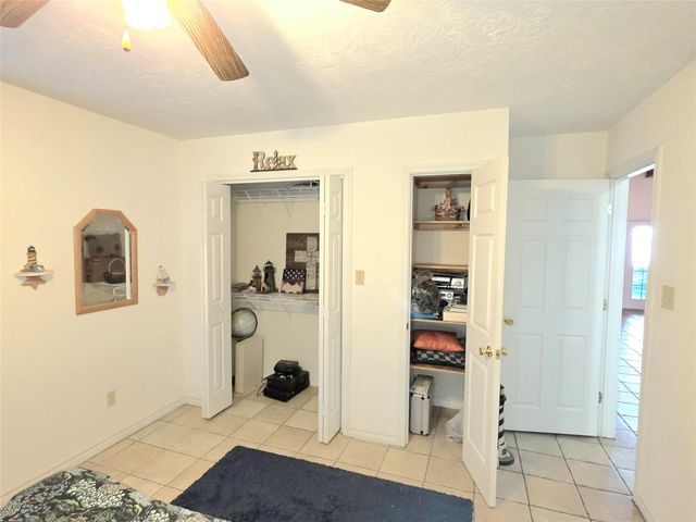 221 Kokomo Run, Point Blank, TX 77364