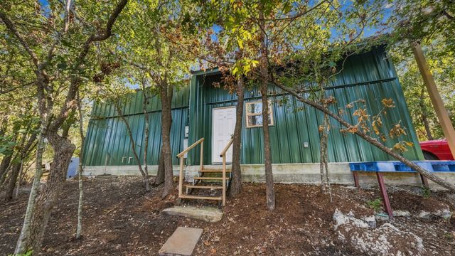 136 N Bronco Court, Springtown, TX 76082