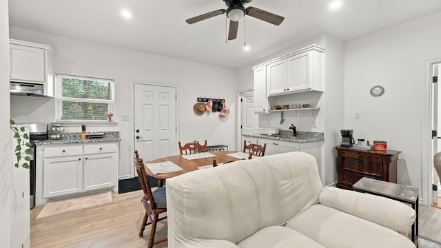 136 N Bronco Court, Springtown, TX 76082
