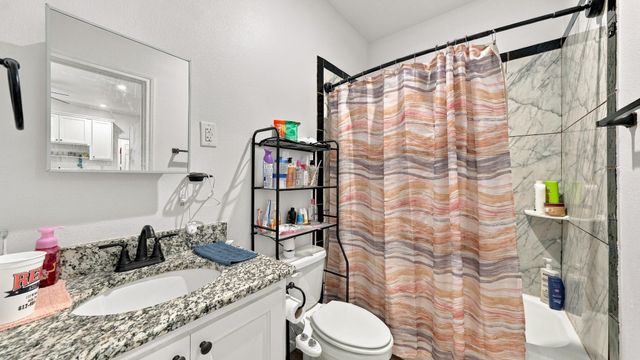 136 N Bronco Court, Springtown, TX 76082