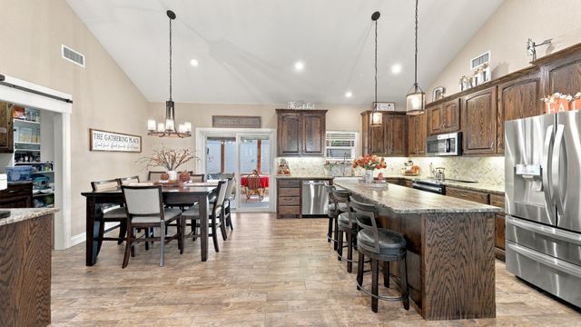 136 N Bronco Court, Springtown, TX 76082