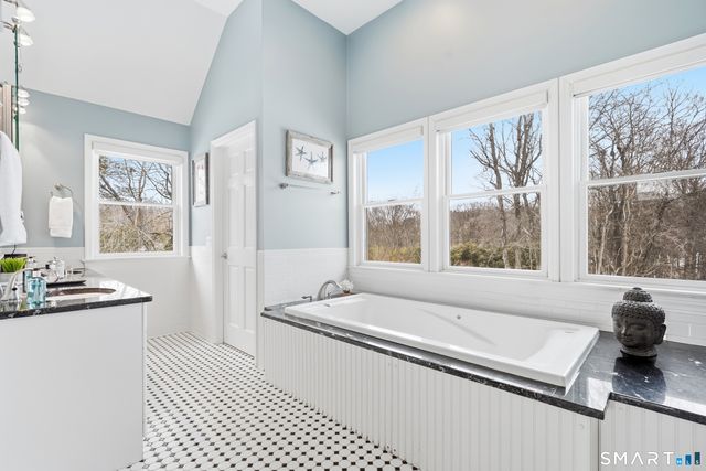 74 Black Rock Turnpike, Redding, CT 06896