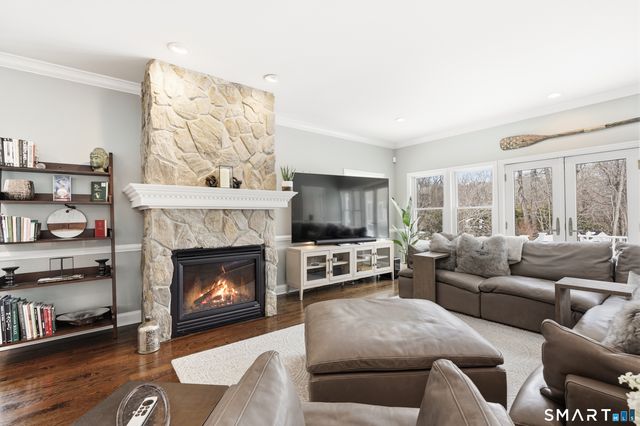 74 Black Rock Turnpike, Redding, CT 06896