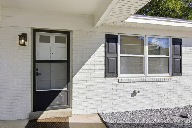 3520 Tide Dr, Pensacola, FL 32504