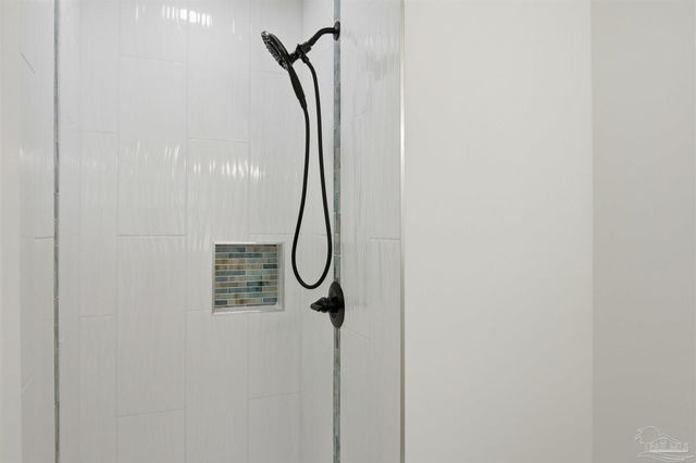 3520 Tide Dr, Pensacola, FL 32504