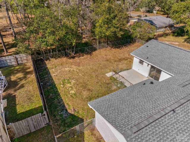 3520 Tide Dr, Pensacola, FL 32504