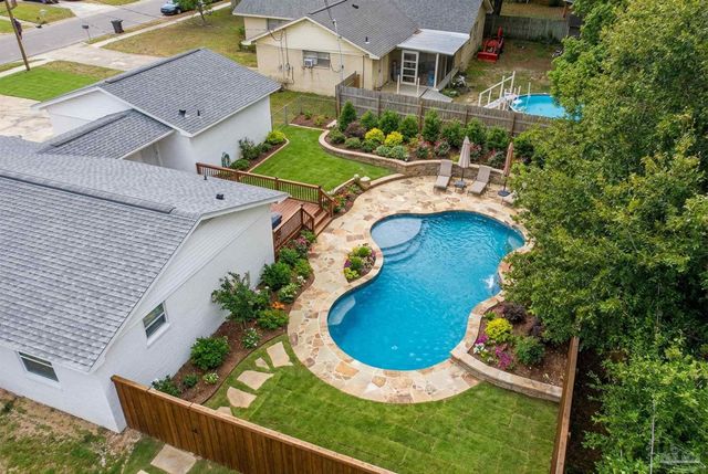 3520 Tide Dr, Pensacola, FL 32504