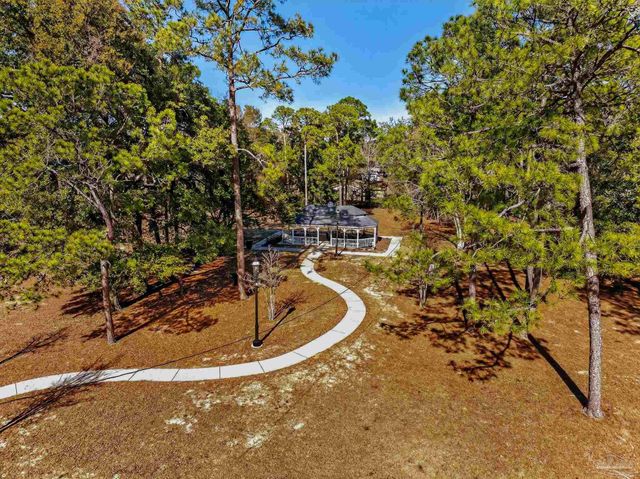 3520 Tide Dr, Pensacola, FL 32504