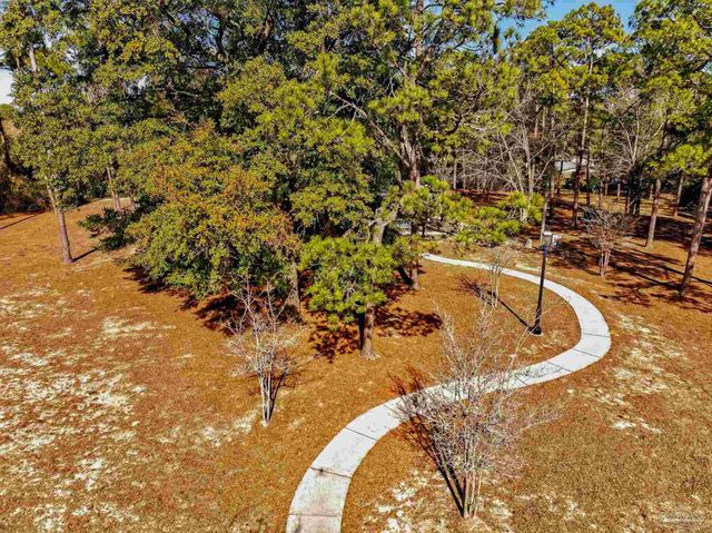 3520 Tide Dr, Pensacola, FL 32504