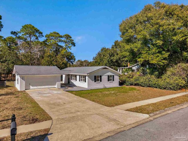 3520 Tide Dr, Pensacola, FL 32504