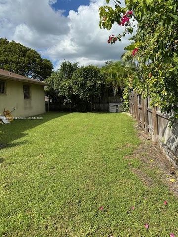 311 NW 132nd Ct, Miami, FL 33182