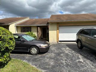 311 NW 132nd Ct, Miami, FL 33182