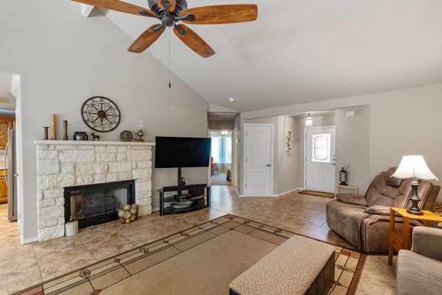 20307 HIGHLAND LAKE DR, Lago Vista, TX 78645