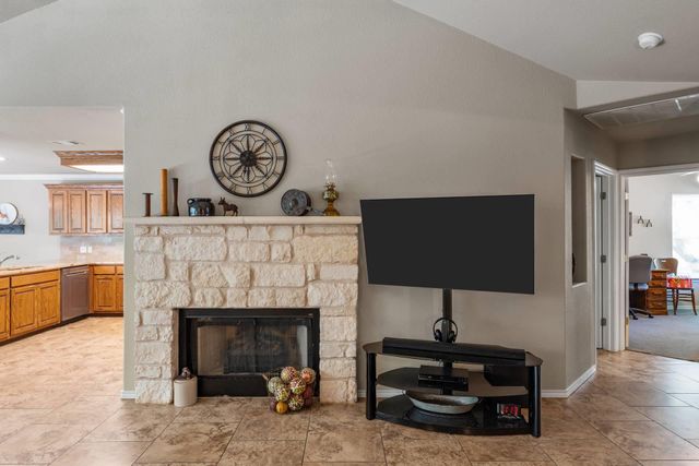 20307 HIGHLAND LAKE DR, Lago Vista, TX 78645