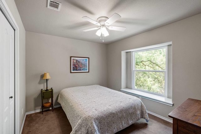 20307 HIGHLAND LAKE DR, Lago Vista, TX 78645