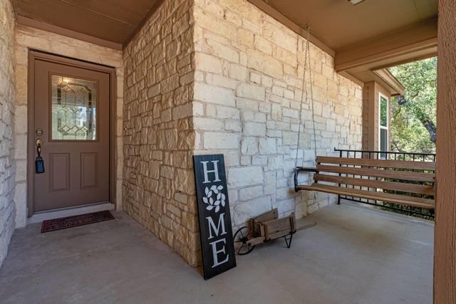 20307 HIGHLAND LAKE DR, Lago Vista, TX 78645