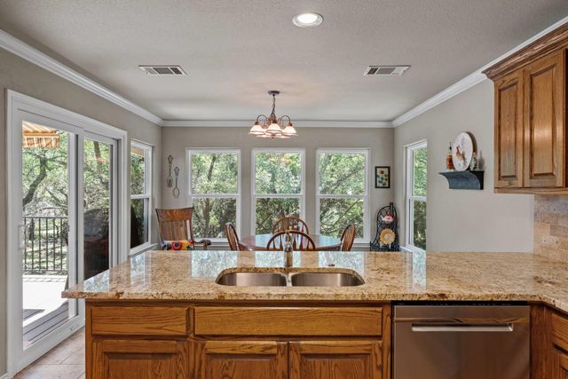 20307 HIGHLAND LAKE DR, Lago Vista, TX 78645