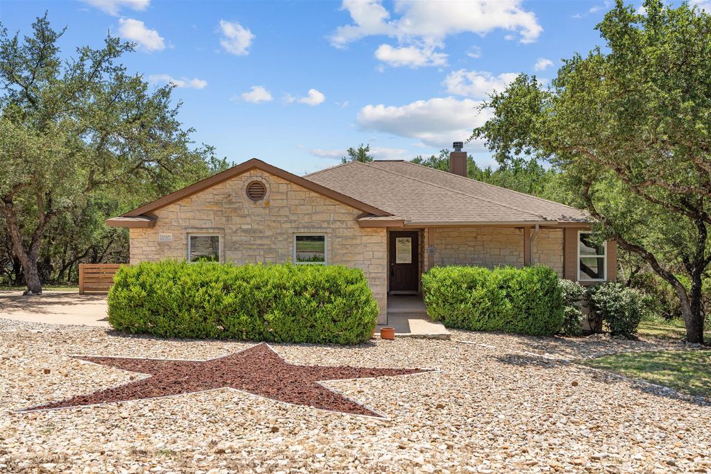 20307 HIGHLAND LAKE DR, Lago Vista, TX 78645