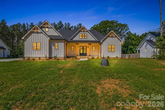 2373 Lee Lawing Road, Lincolnton, NC 28092