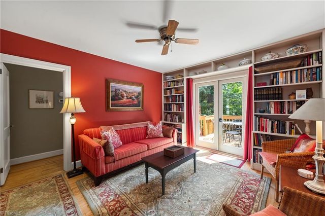 1538 Overbrook Avenue, Winston-salem, NC 27104