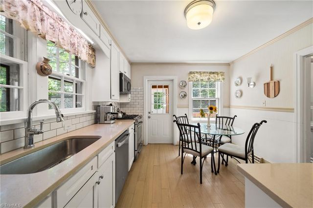 1538 Overbrook Avenue, Winston-salem, NC 27104